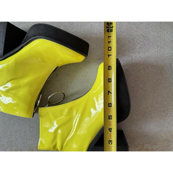 Doll Kills Current Mood Franky Platform Neon Yellow Patent Leather - Picture 8 of 9